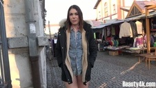 trzy ślicznotki liżą swoje dziurki