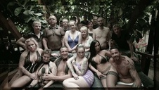 lubi robić loda i ssać miękkie jądra