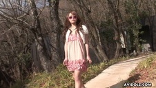 laski dogadzają sobie zabawkami