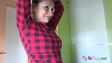 murzyn rucha narkomankę