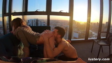 laseczka wydymana w kuchni