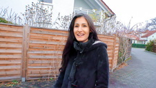 ściśnięte sutki związanej laski