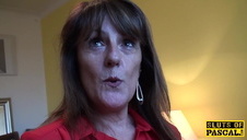 blondyneczka liże jego dupeczkę