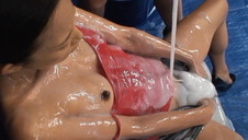 spust na pulchny pośladki