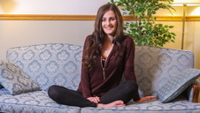 zatrzymał się i wyruchał super laskę na tylnych siedzeniach