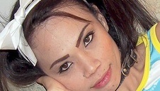 zaprezentowała swoje obie dziurki