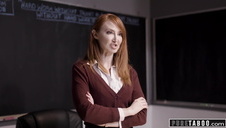 okularnik posuwa dwie seksowne ślicznotki