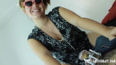 solowy fisting dzikiej laski przed internetową kamerką