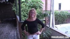 młoda lubi na dwa bolce