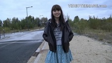 ona lubi gdy kutasy przejmują inicjatywę nad jej ciałkiem