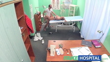 wytrysk do ust studentki