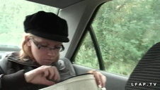 nicole graves pokazała mu jak bardzo jest napalona