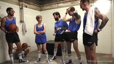 koleś lubi dojrzały towar