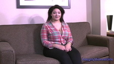 dojrzała kobieta z wielkimi balonami