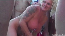 brunetka i jej wielkie obwisłe cyce