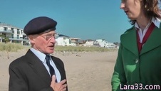 cycasta mamuśka daje dupy w samochodzie