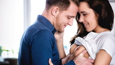 piękna laseczka rucha się z typem