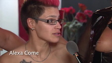 bierze na pieska seksowną laseczkę