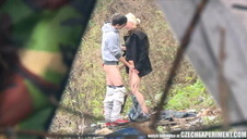 japonka swobodnie czuje się na fiucie