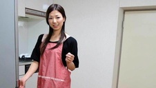 mamusia dogadza swojemu mężowi