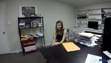 szpilki na stópkach i analne pieprzenie