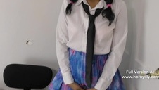 potrząsnęła dupcią