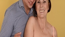 facet ma chrapkę na rosyjską mamuśkę