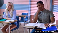 dojrzała kobieta w pończochach chce jeszcze i jeszcze