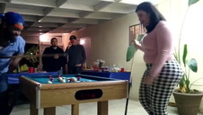 lalunie wypinają tyłeczki i ciągną penisa