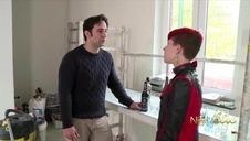 wpychanie łapy i seks zabawki w jej cipsko