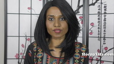 czułe pocałunki dwóch dzikich lesbijek