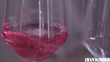 amatorka lubi seks przed kamerą na kanapie