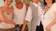 sara z włochatą muszelką i ciężarnym brzuszkiem