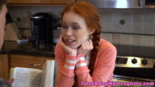 analny seks z naturalnie cycatą rosjanką