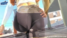 piękna i napalona laseczka z wibrą