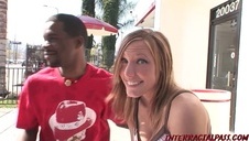 valentina nappi dostaje z murzyńskiej pały w dupę