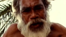 gorąca laseczka rozbiera się do zdjęć