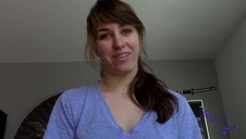 rucha amatorkę w przedpokoju