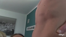 lesby zabawiają się w łóżku