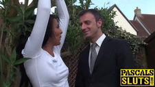 cycate mamuśki pieprzą się z młodymi chłopcami