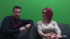 ruda laska jest posuwana w dupeczkę