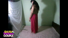 naturalne piersi pchają się na jego kutasa