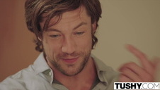 seks w basenie z latynoską dupcią