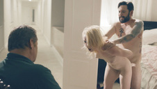 zgrabna brunetka lubi ruchanie i cudowne ssanie