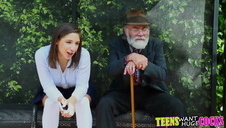 koński penis w dupę