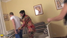 ogromne piersi naturalnej blondynki