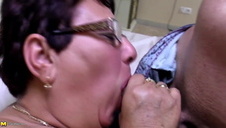 czarna pała w ciasnym tyłku