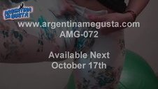 cycata amatorka trzepie jego wacka