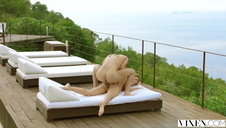 obśliniła jego dużego penisa