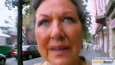 po szampanie zaczynają się pieścić